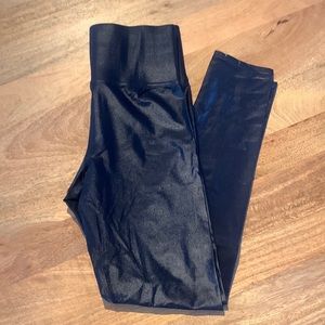Carbon38 Takara Leggings
